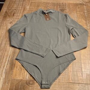 Gray sage Long Sleeve buttery soft short turtleneck bodysuit NWT Size M